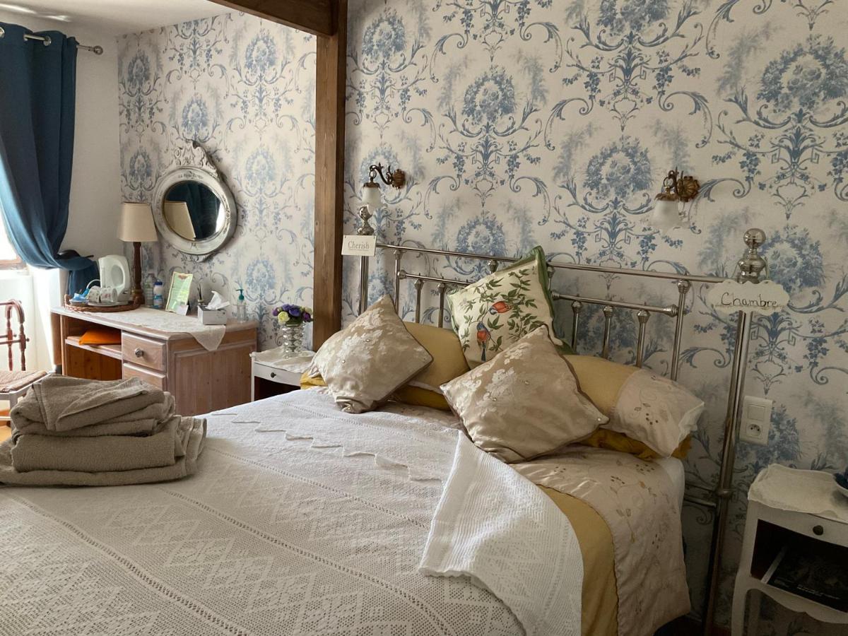 Bed and Breakfast Le Jardin De Rose 24 Feuillebert Romagne 86700 Экстерьер фото