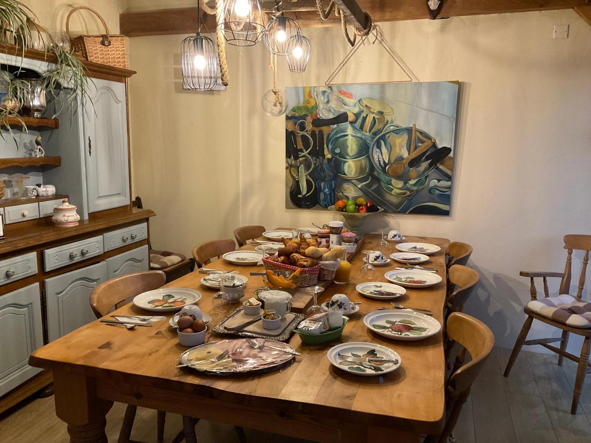 Bed and Breakfast Le Jardin De Rose 24 Feuillebert Romagne 86700 Экстерьер фото